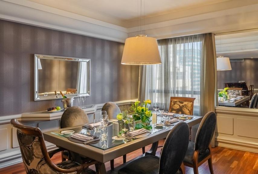 Bourbon Hotel & Suites Κουριτίμπα Εξωτερικό φωτογραφία Dining room